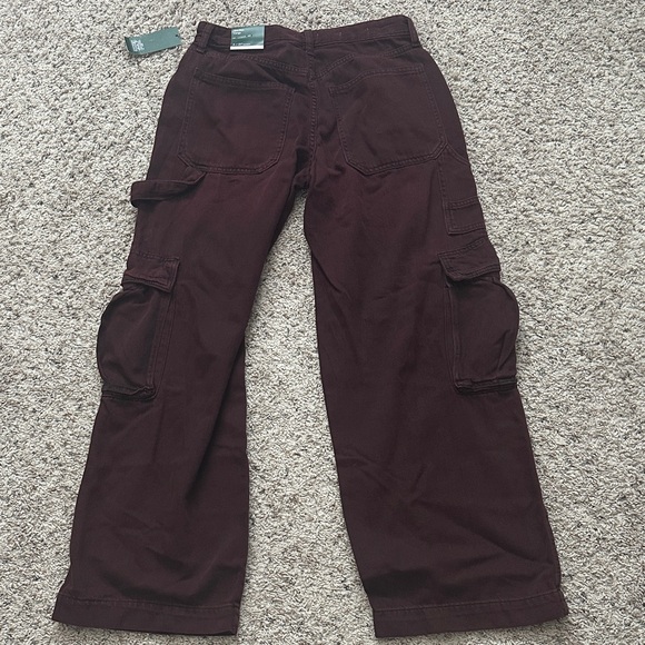 Wild Fable Women's Burgundy Cargo Wide Leg Pants - Picture 5 of 8